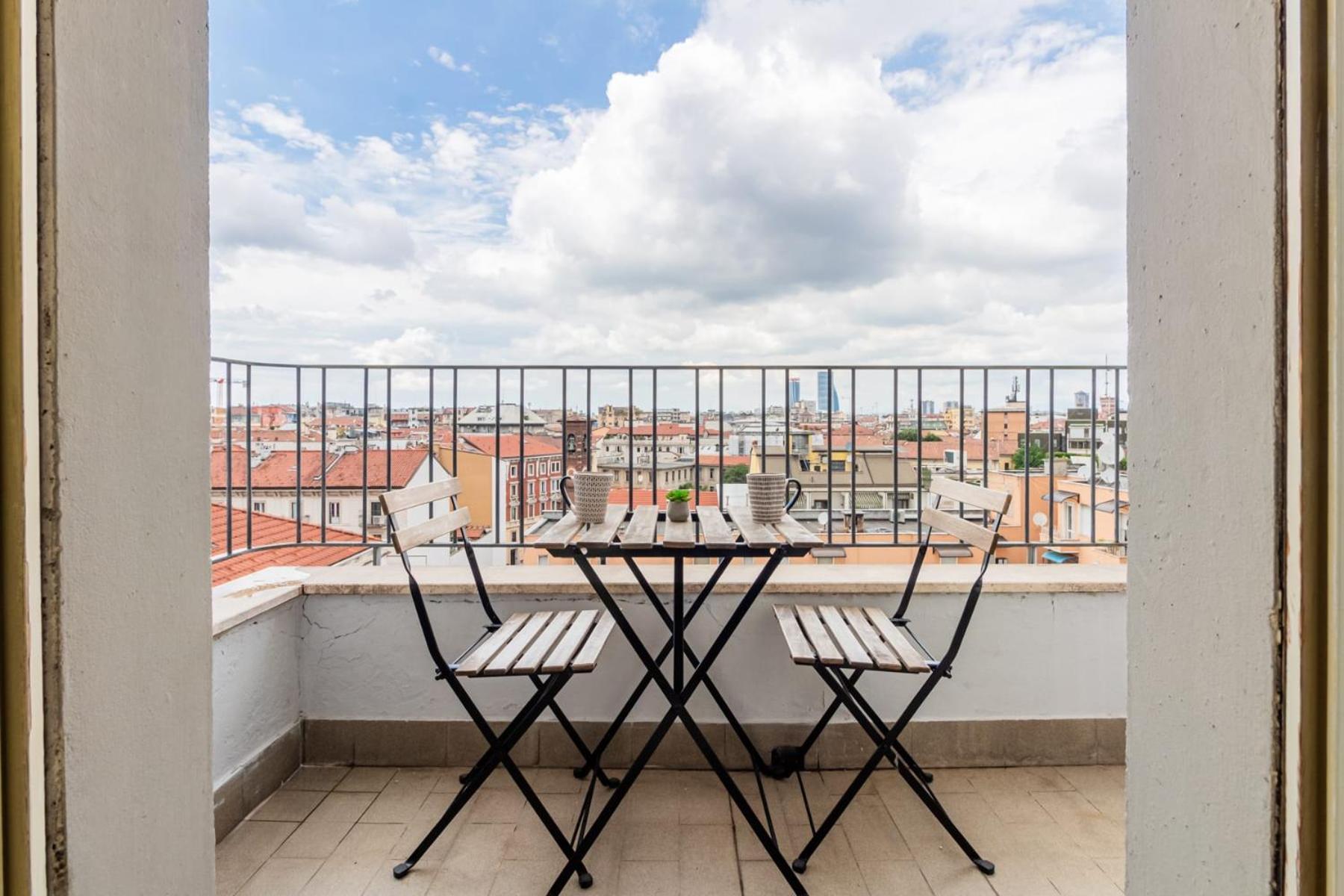 Homeby, Cozy Penthouse Apartment Milán Exterior foto